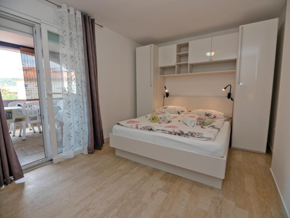 Baja Apartment Lopar
